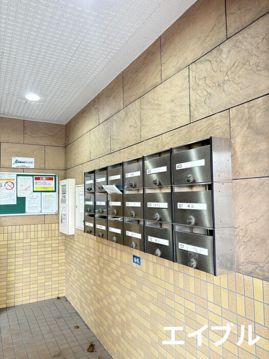 物件外観写真4　(建物設備)