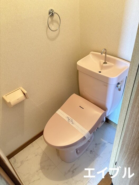 物件内観写真10　(トイレ)