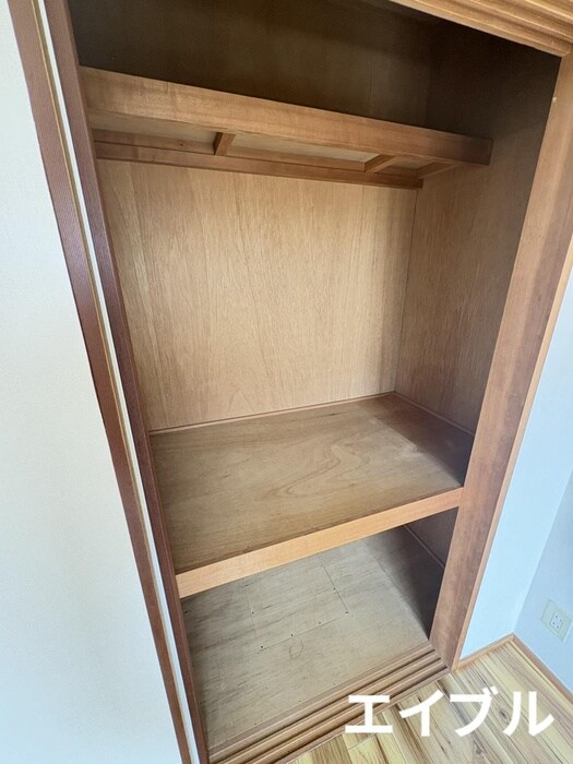 物件内観写真11　(収納)