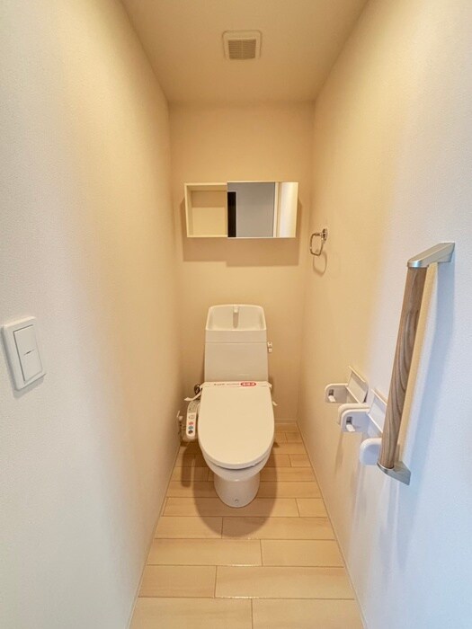 物件内観写真13　(トイレ)