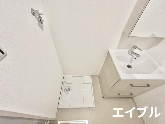 物件内観写真13　(洗濯機置場)