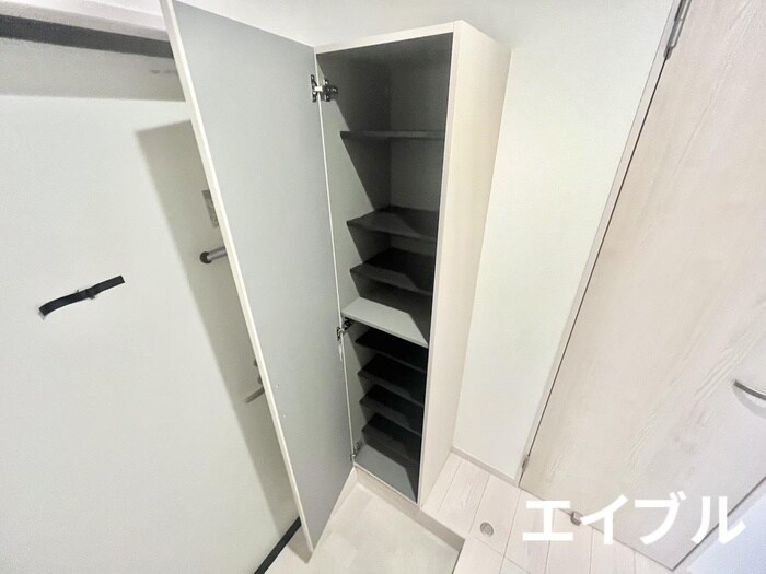 物件内観写真15　(靴箱)