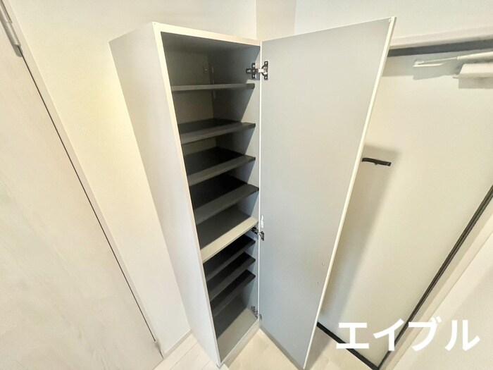 物件内観写真15　(靴箱)