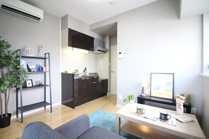 物件内観写真1　(居室)