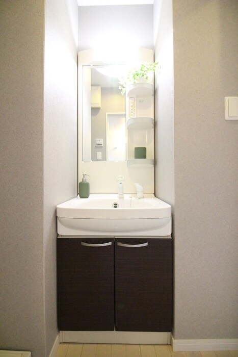 物件内観写真9　(洗面)