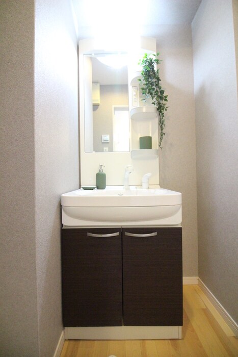 物件内観写真11　(洗面)