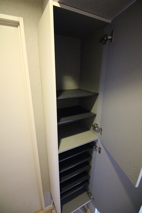 物件内観写真14　(靴箱)