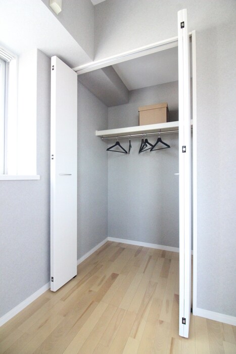 物件内観写真15　(収納)