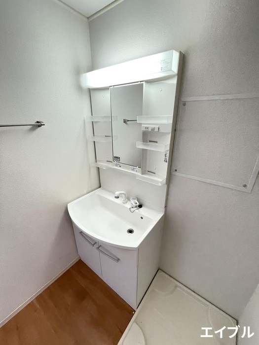 物件内観写真8　(洗面)