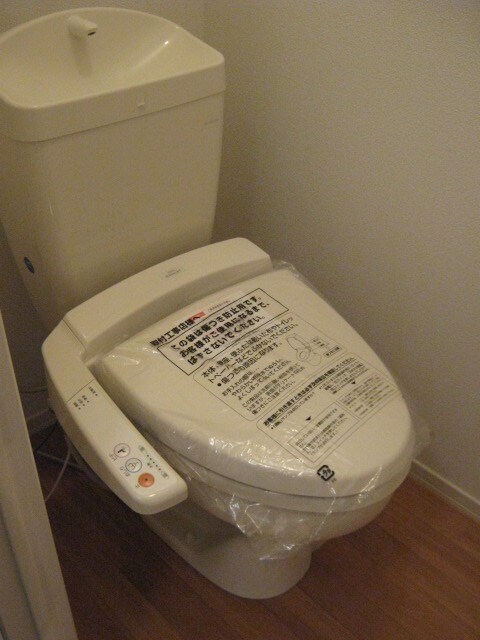 物件内観写真11　(トイレ)