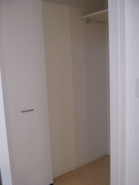 物件内観写真14　(収納)