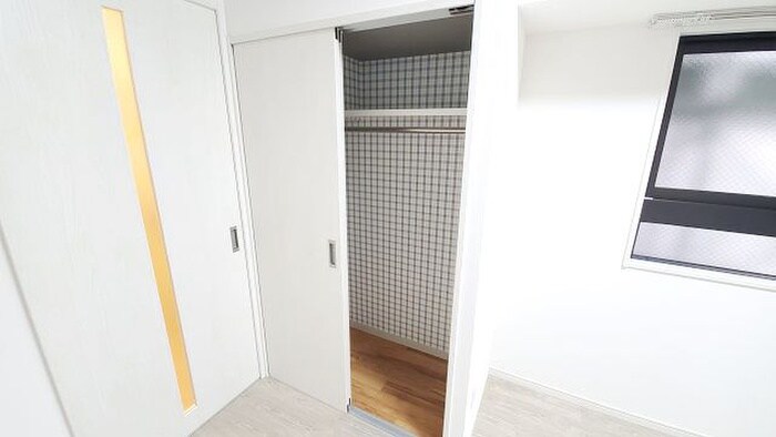 物件内観写真11　(収納)