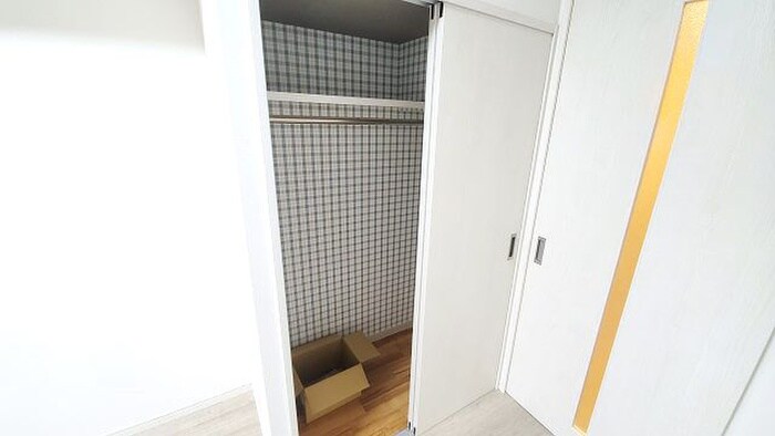 物件内観写真13　(収納)