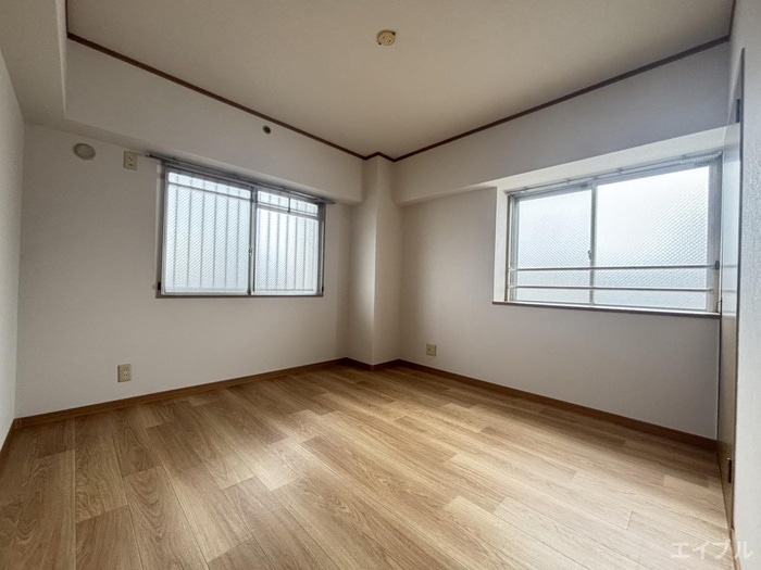 物件内観写真19　(居室)