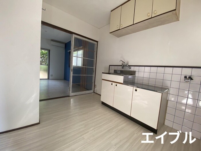 物件内観写真6　(居室)