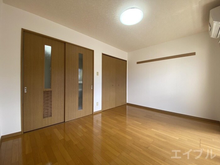 物件内観写真9　(居室)