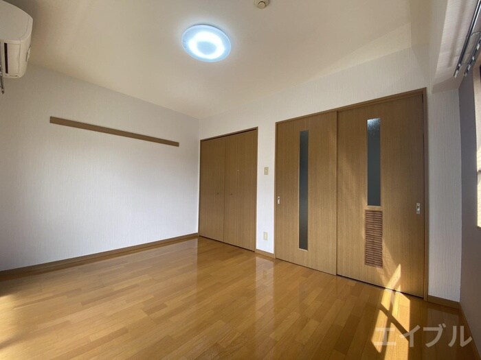 物件内観写真9　(居室)