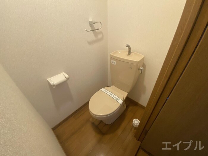 物件内観写真13　(トイレ)