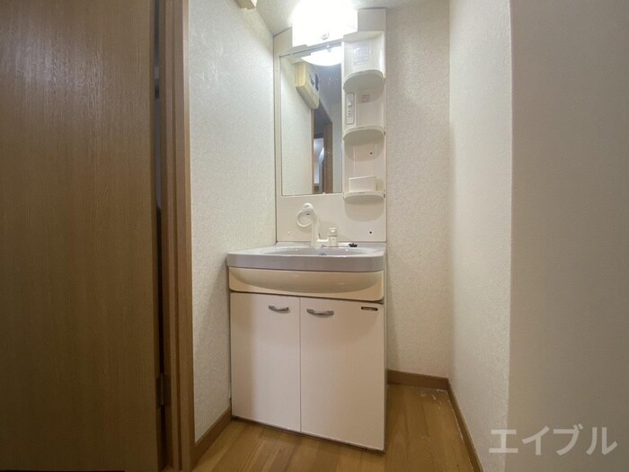 物件内観写真13　(洗面)