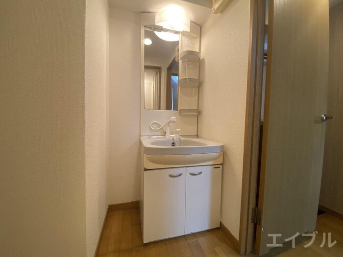 物件内観写真13　(洗面)