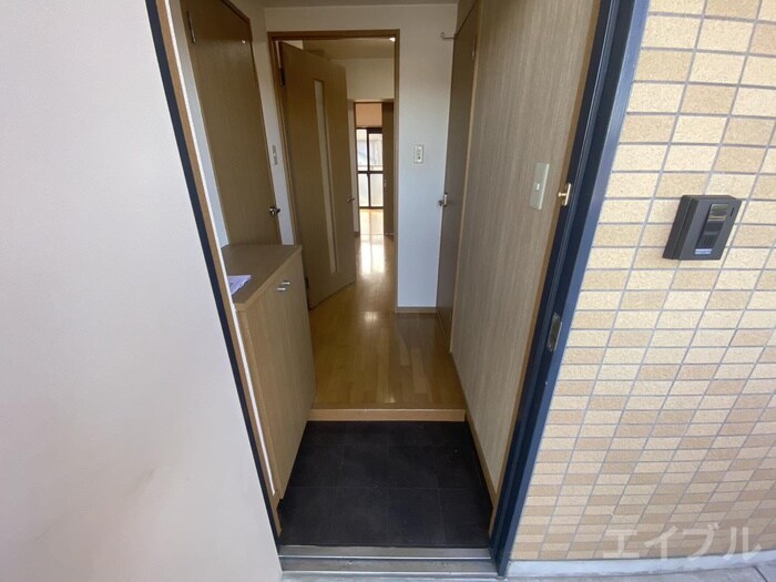 物件内観写真14　(玄関)