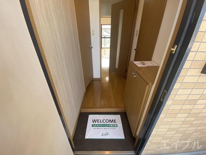 物件内観写真15　(玄関)