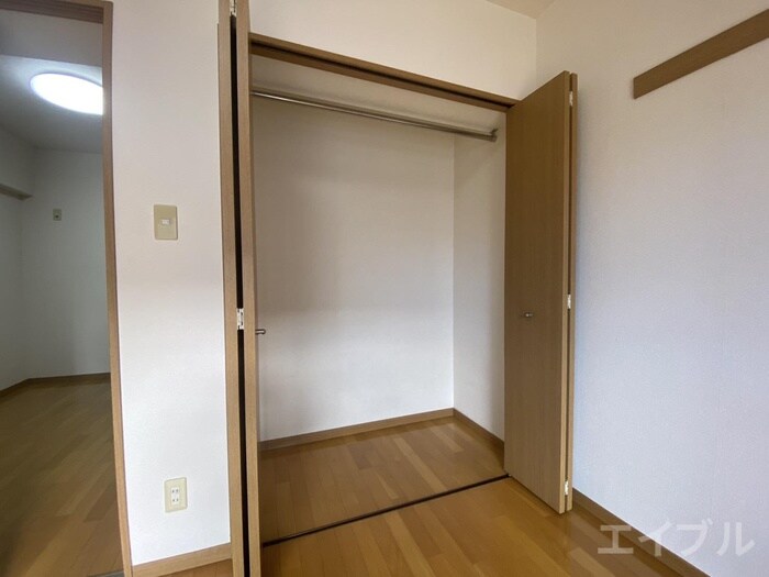 物件内観写真18　(収納)