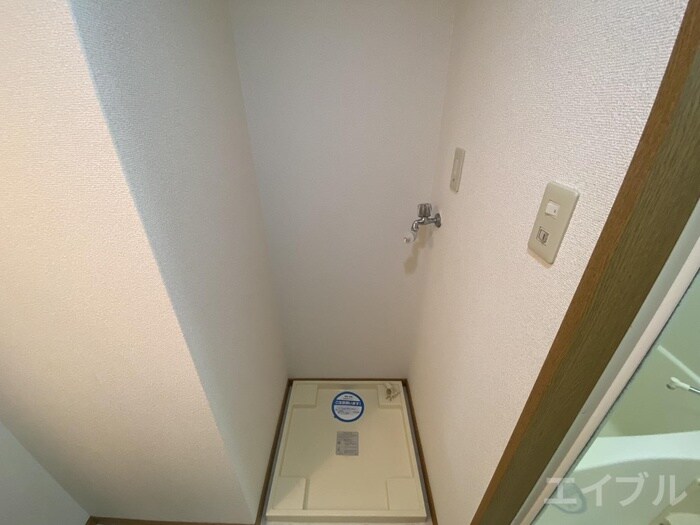 物件内観写真20　(洗濯機置場)