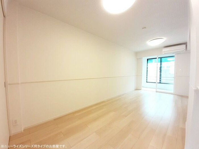 物件内観写真3　(居室)