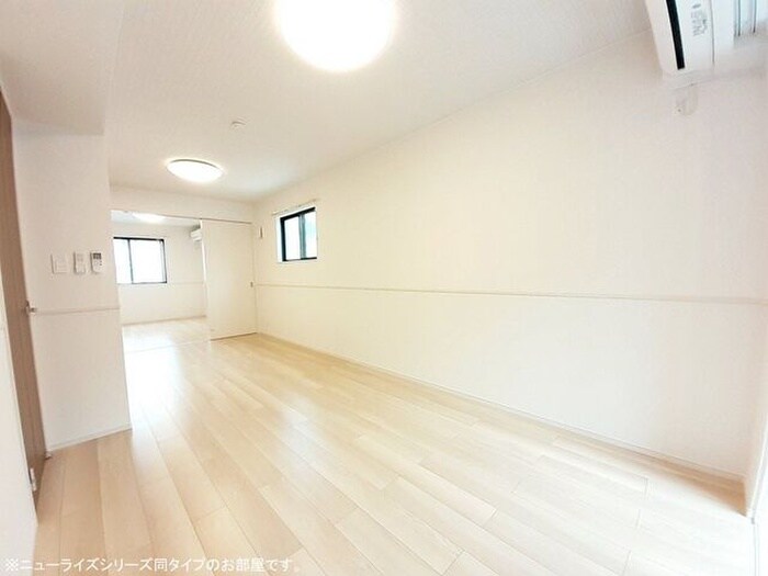 物件内観写真4　(居室)