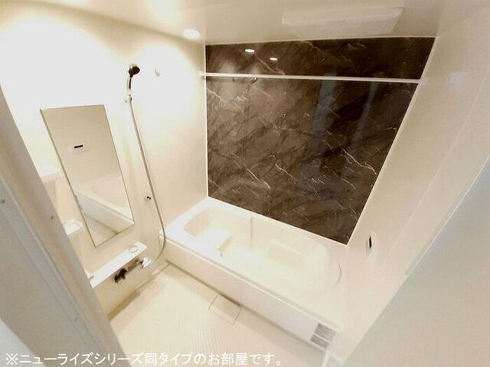 物件内観写真10　(バス／シャワールーム等)