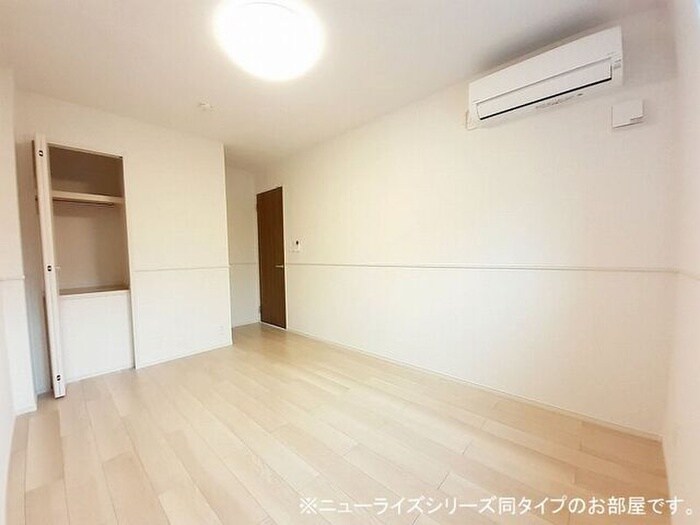 物件内観写真11　(居室)
