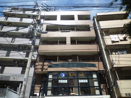 ステイツ西新オレンジ通り外観写真