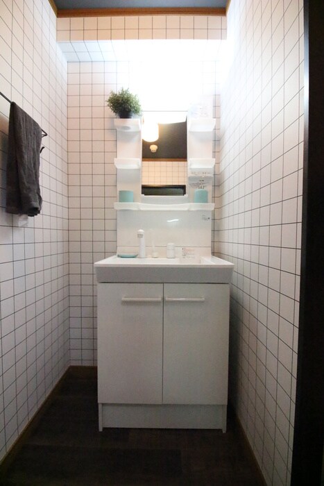 物件内観写真9　(洗面)