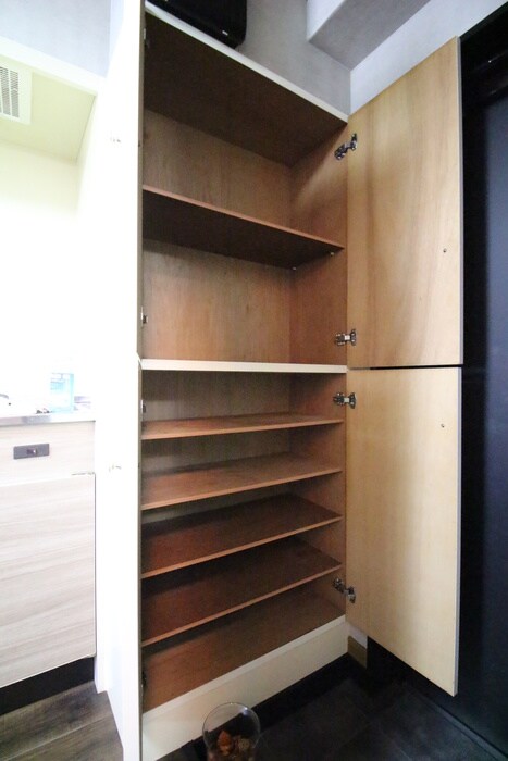 物件内観写真11　(靴箱)