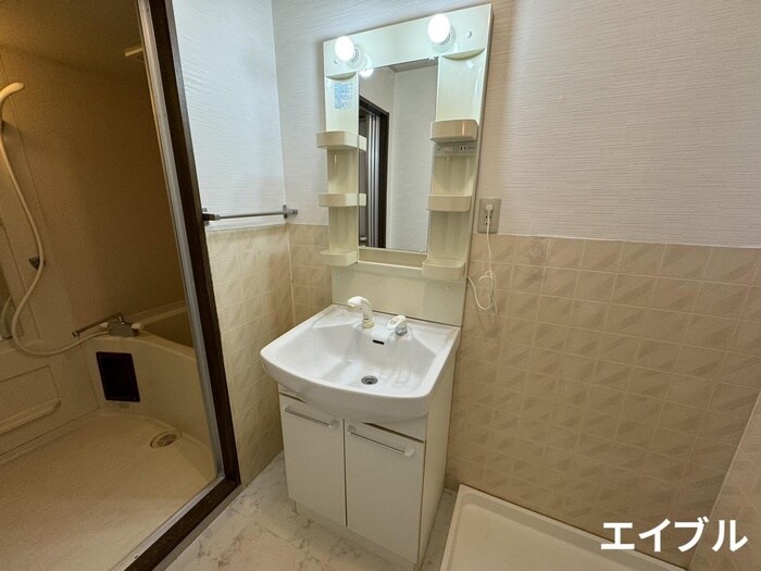 物件内観写真9　(洗面)