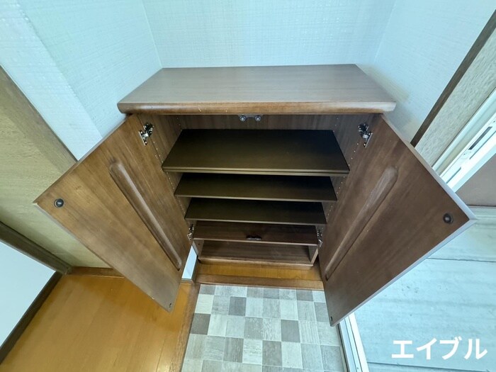 物件内観写真15　(靴箱)