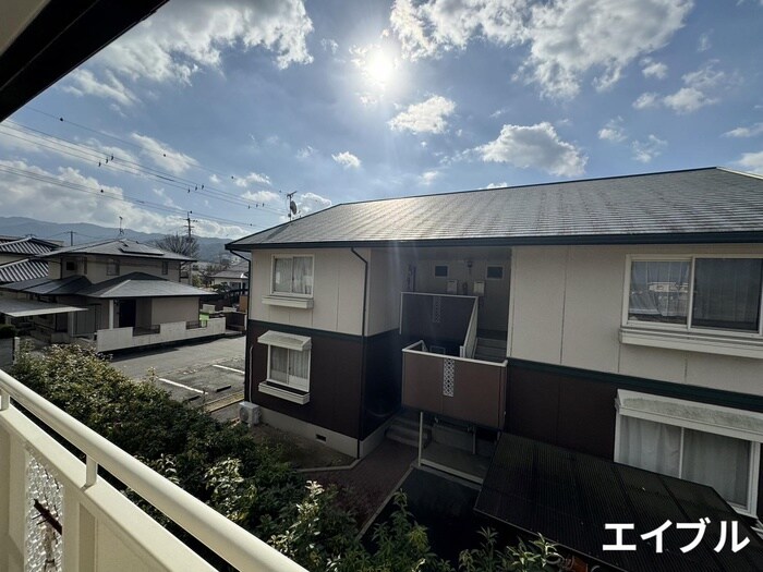 物件内観写真17　(室内からの展望)