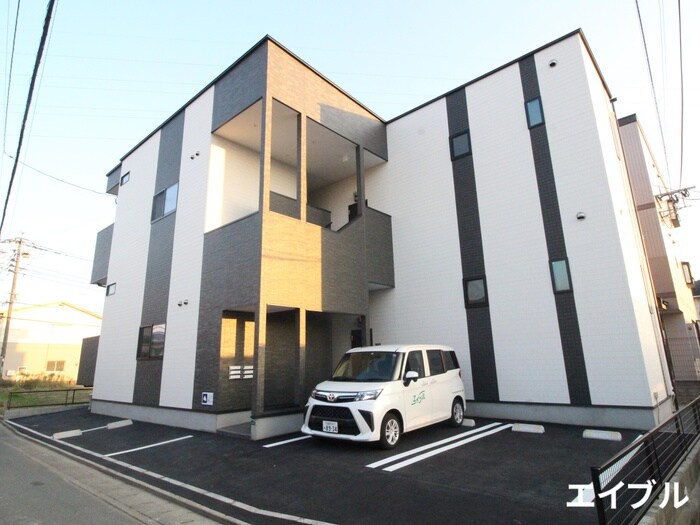 物件外観写真1　(外観写真)