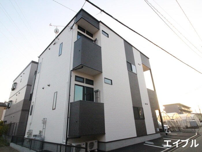 物件外観写真2　(外観写真)