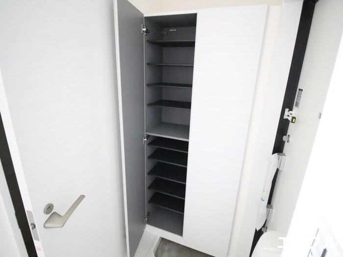 物件内観写真16　(靴箱)