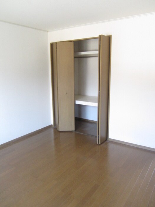 物件内観写真12　(居室)