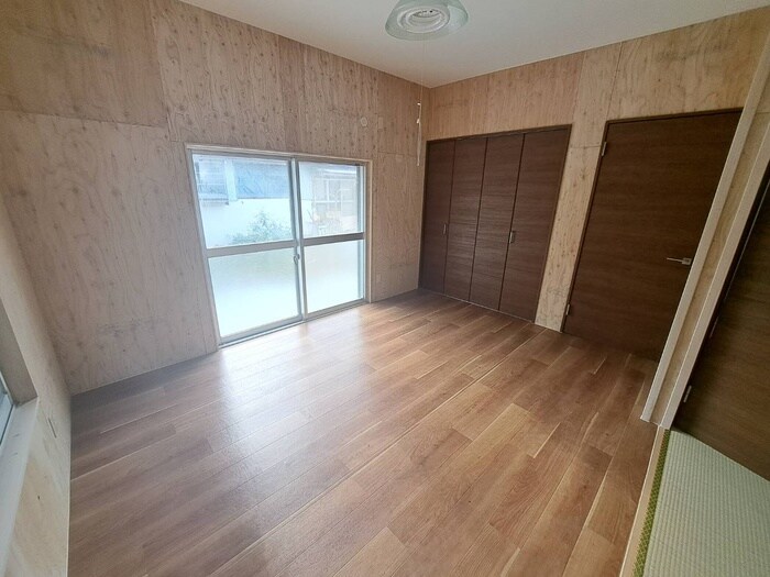 物件内観写真4　(居室)