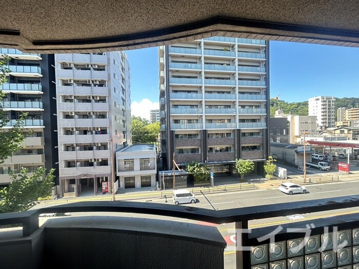 物件内観写真15　(室内からの展望)