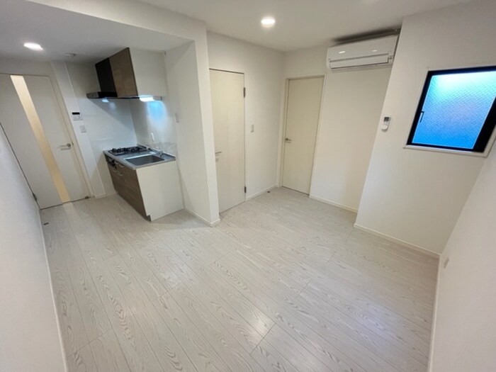 物件内観写真4　(居室)