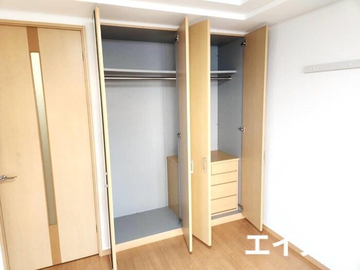 物件内観写真8　(収納)