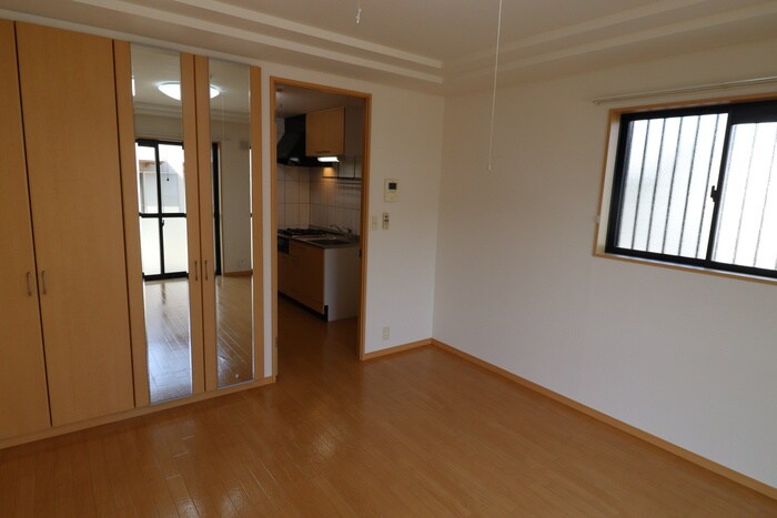 物件内観写真13　(収納)