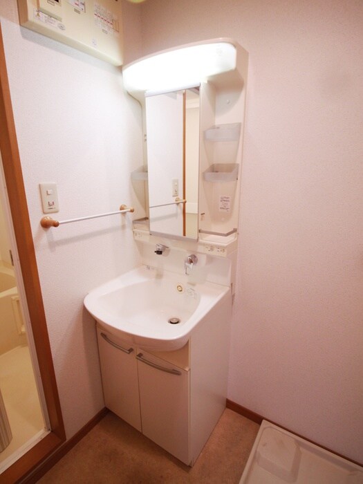 ベルベデール大門の洗面