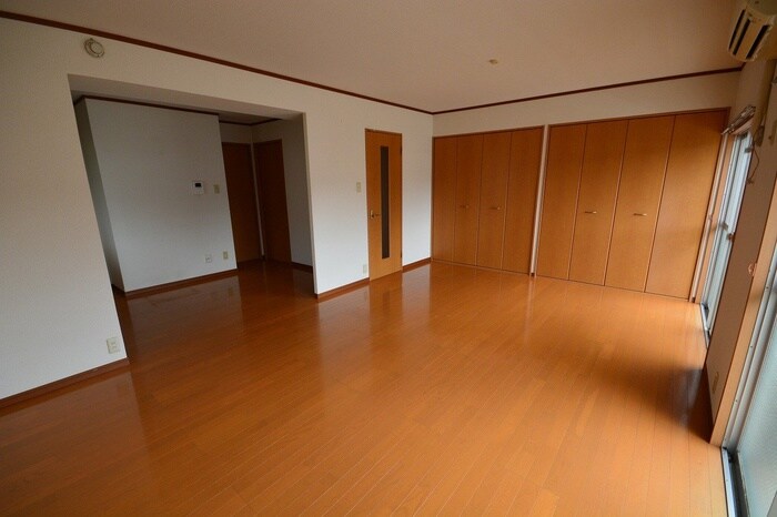 物件内観写真6　(居室)