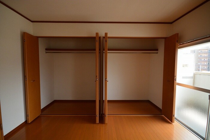 物件内観写真8　(収納)